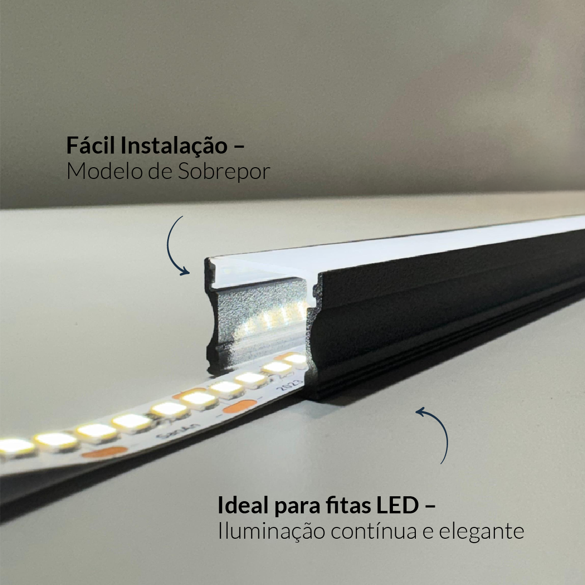 Perfil Led Barra 2m Slat 17x15mm Sobrepor Preto Alut