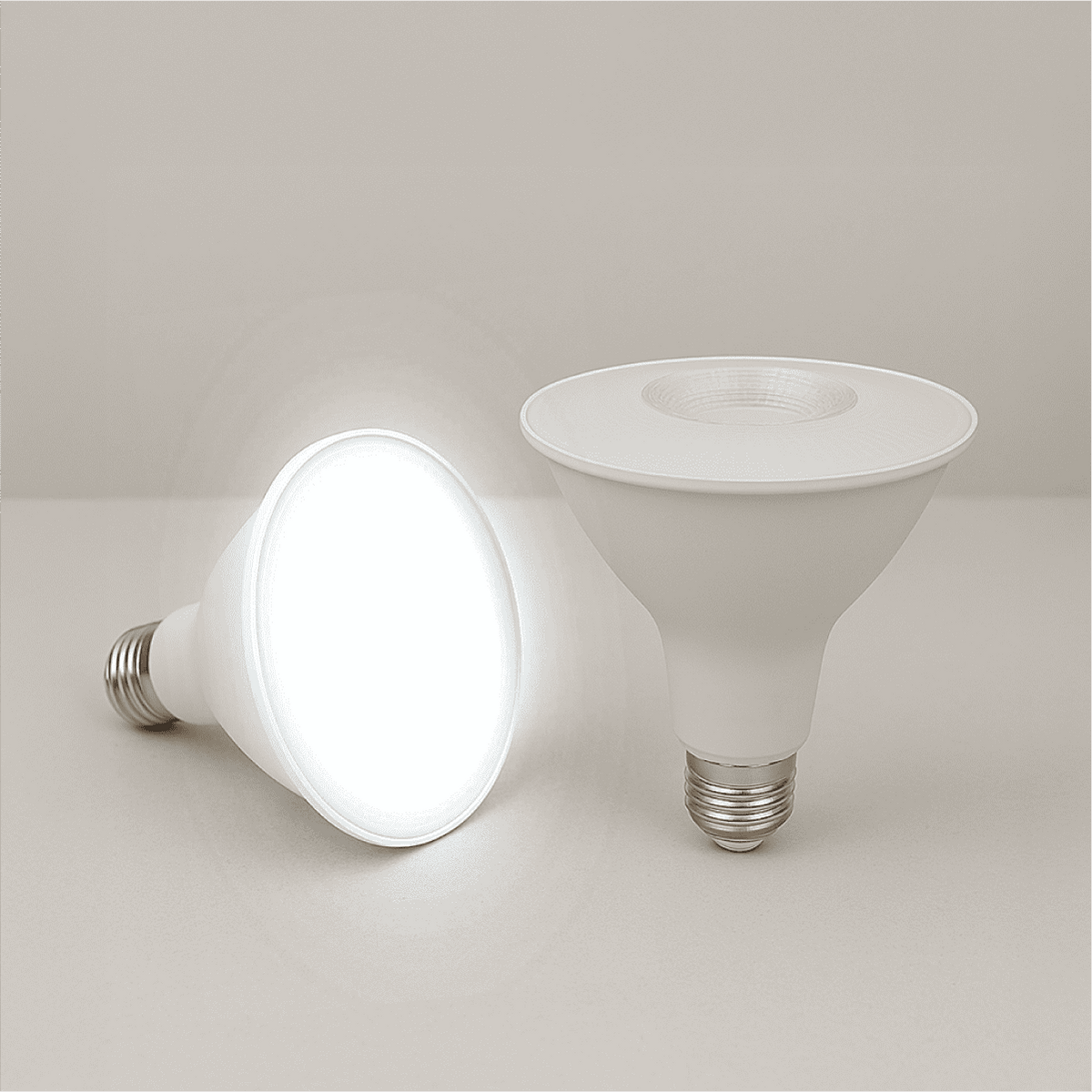 Lâmpada Led Par38 14w 6500k Branco Frio E27 Bivolt Alut