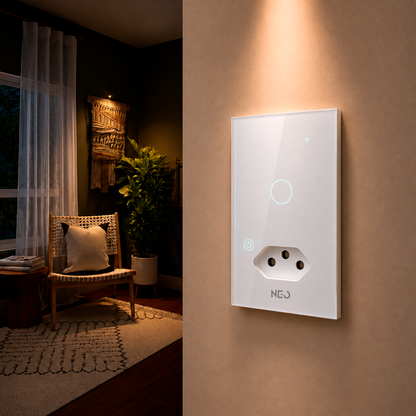 Interruptor Inteligente Wifi 1 Botão com Tomada 10A 4x2 Bivolt Branco Neo