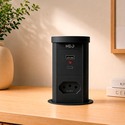 Torre de Tomadas Retrátil Preto 1 Tomada Multiplug USB e USB C Subida Automática Elevor Bivolt