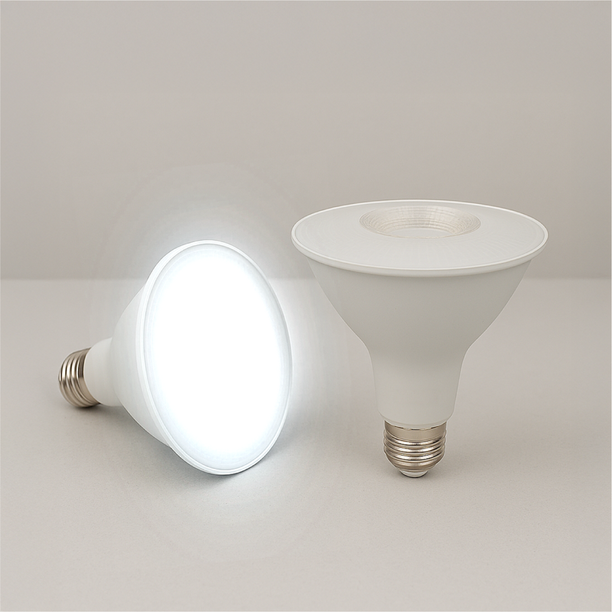 Lâmpada Led Par38 14w 6500k Branco Frio E27 Bivolt Alut