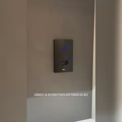 Interruptor Inteligente Smart Wifi 1 Botão Com Tomada 4x2 Bivolt Preto Neo Avant